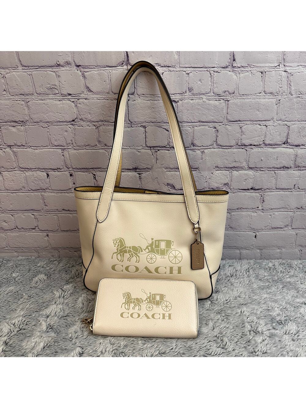 Coach Horse and Carriage Chalk Vanilla Cream Tote & Matching Wallet SET